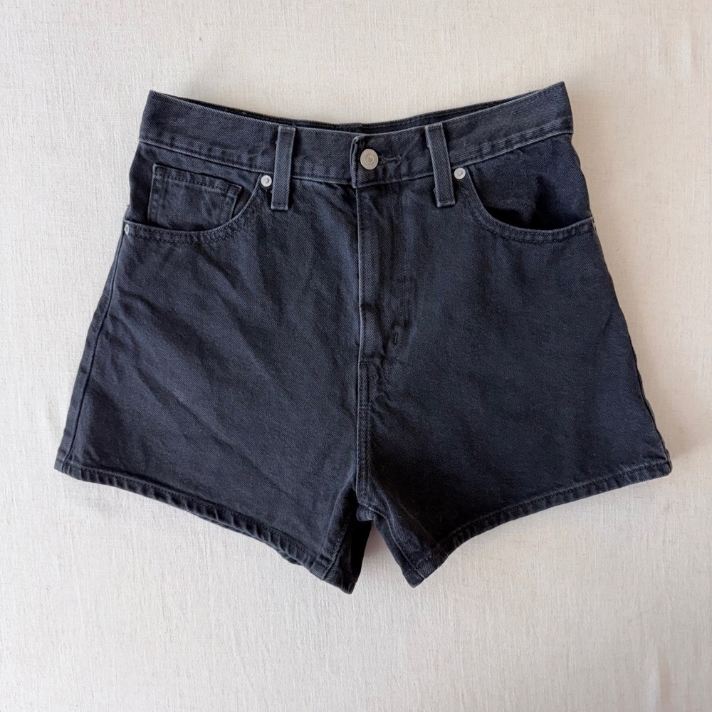 Levi's High Waisted Mom Shorts Womens 28 Black Denim Retro Summer Cut Offs